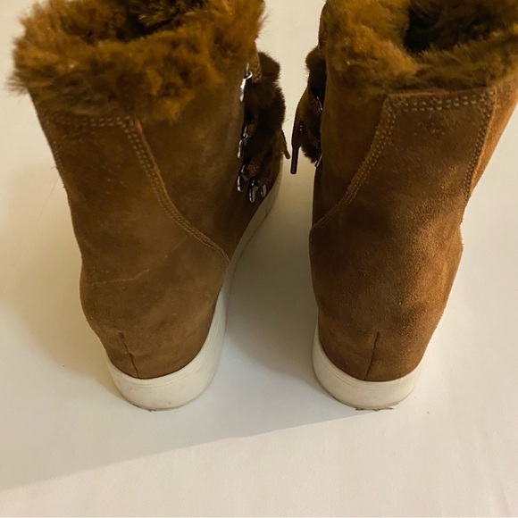 🍁Steve Madden Brown Fur-Lined Women's Sneakers - Picture 9 of 13